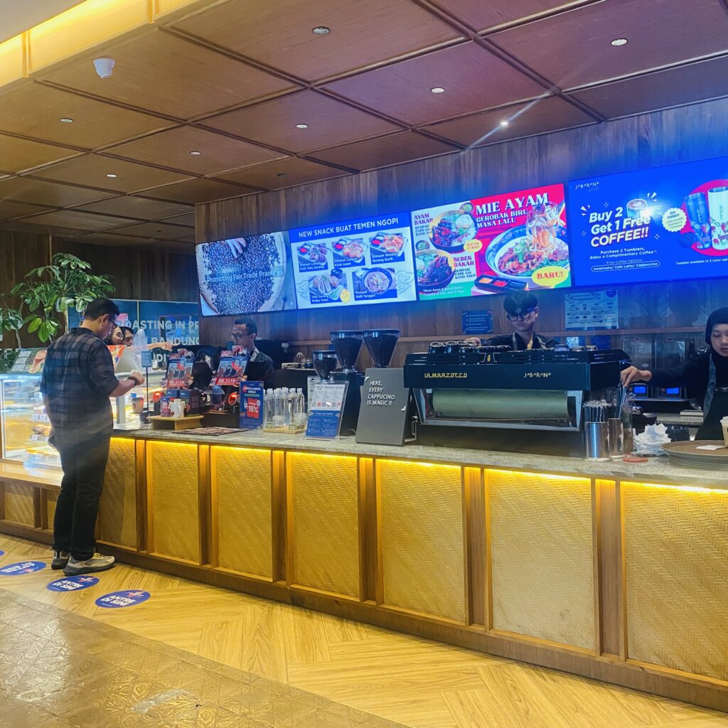 Cafe jabarano di bandung